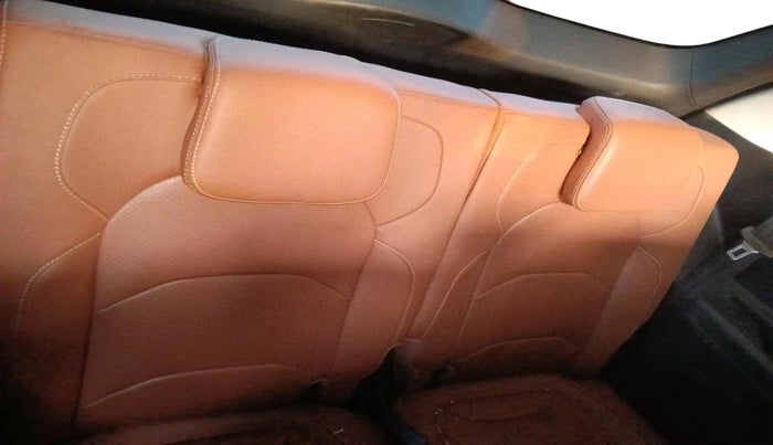 2021 MG HECTOR PLUS SELECT 2.0 DIESEL TURBO MT 7-STR, Diesel, Manual, 92,727 km, interior