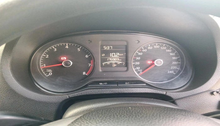 2015 Volkswagen Polo COMFORTLINE 1.2L, Petrol, Manual, 1,75,983 km, interior