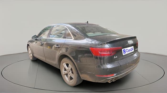 2017 Audi A4 35 TDI Technology, Diesel, Automatic, 1,22,249 km, exterior