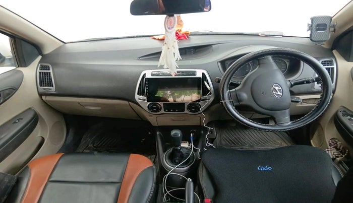 2013 Hyundai i20 MAGNA (O) 1.4 CRDI, Diesel, Manual, 4,17,670 km, interior