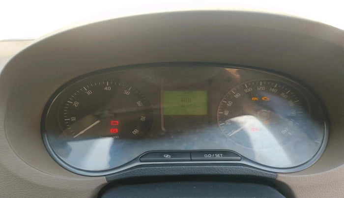 2013 Skoda Rapid AMBITION 1.6 MPI MT, Petrol, Manual, 96,127 km, interior