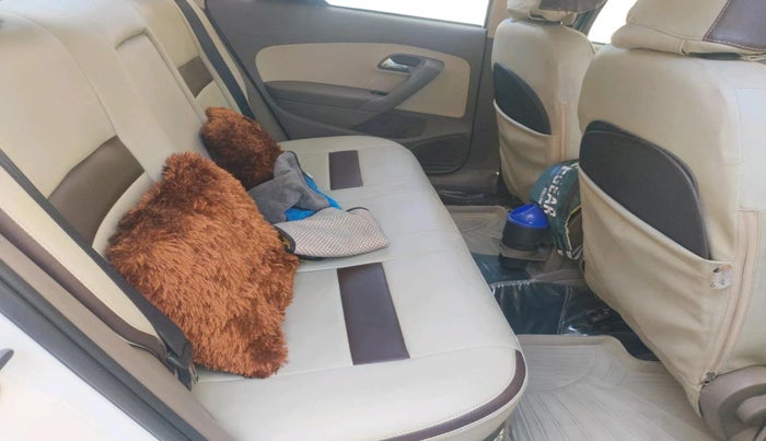 2013 Skoda Rapid AMBITION 1.6 MPI MT, Petrol, Manual, 96,127 km, interior