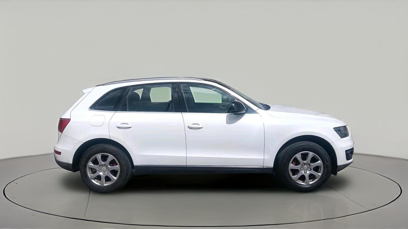 2012 Audi Q5 2.0 TDI QUATTRO, Diesel, Automatic, 1,35,250 km, exterior