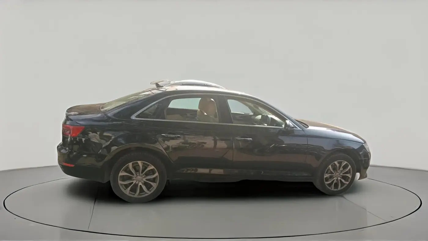 2017 Audi A4 35 TDI Technology, Diesel, Automatic, 80,680 km, exterior