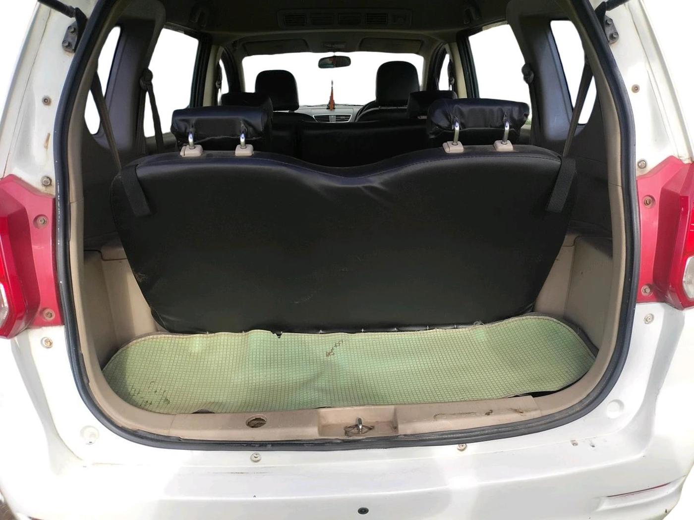 2013 Maruti Ertiga ZDI, Diesel, Manual, 2,11,540 km, exterior