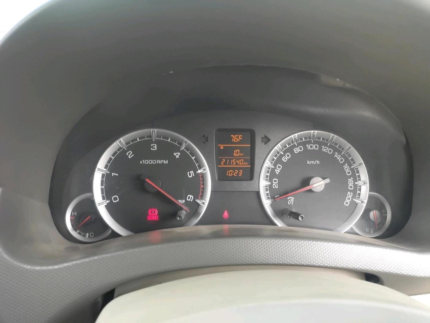 2013 Maruti Ertiga ZDI, Diesel, Manual, 2,11,540 km, interior