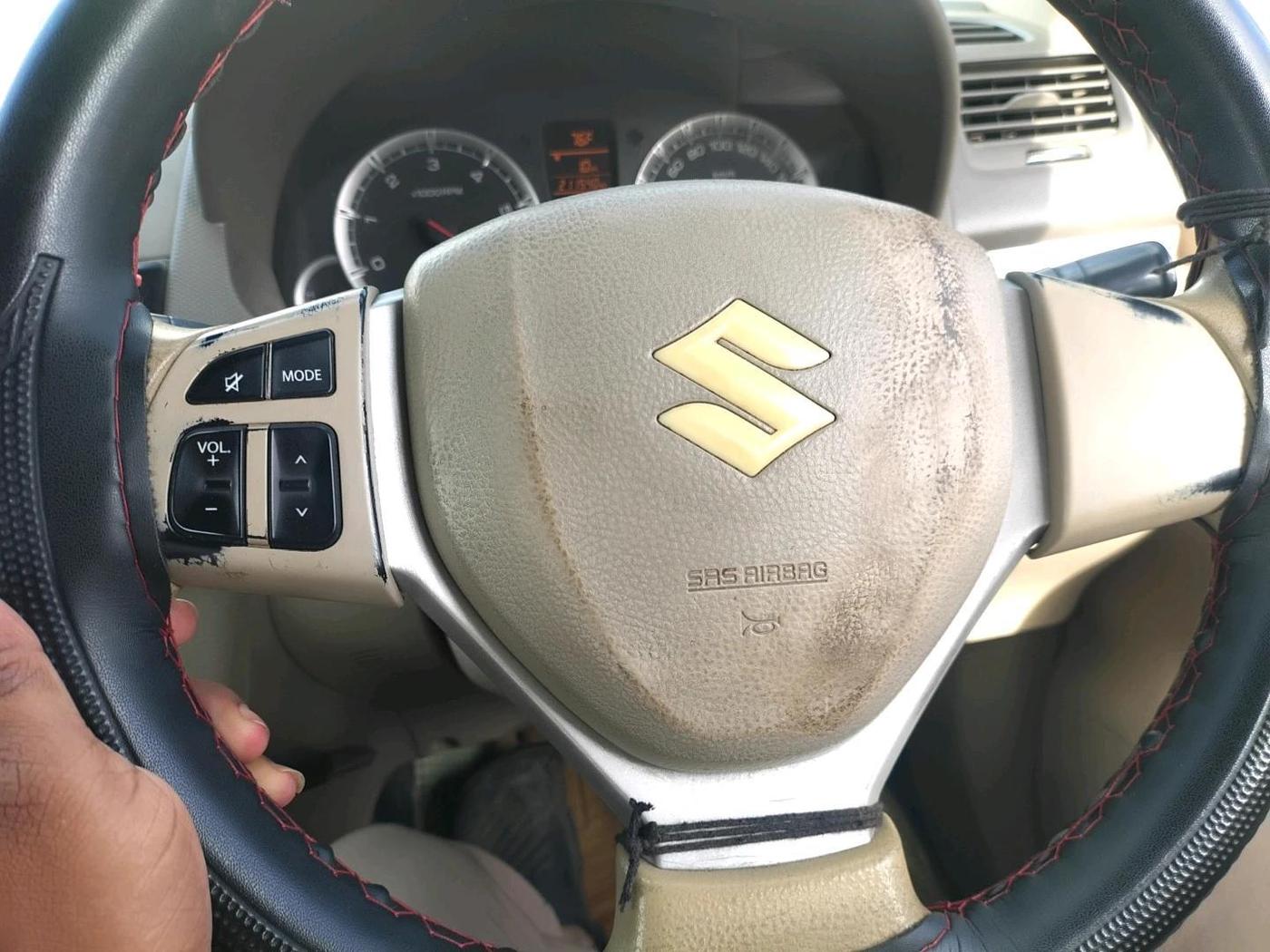 2013 Maruti Ertiga ZDI, Diesel, Manual, 2,11,540 km, interior