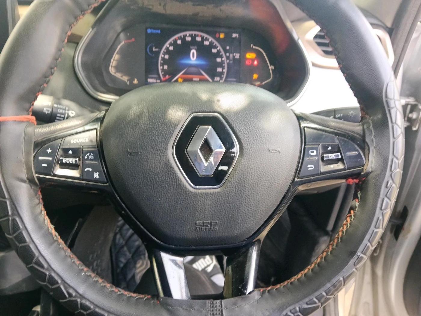 2022 Renault Kiger RXZ MT, Petrol, Manual, 98,876 km, interior
