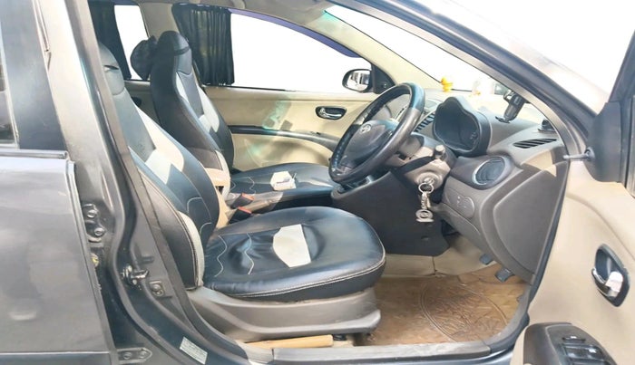 2012 Hyundai i10 MAGNA 1.1, Petrol, Manual, 1,03,849 km, interior
