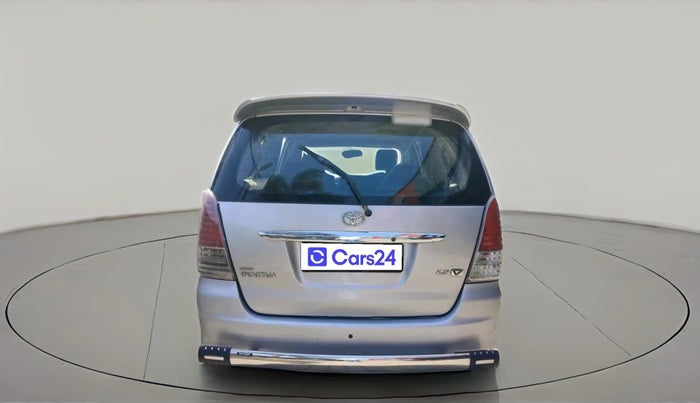 2010 Toyota Innova V 2.5 8 STR, Diesel, Manual, 2,83,476 km, exterior