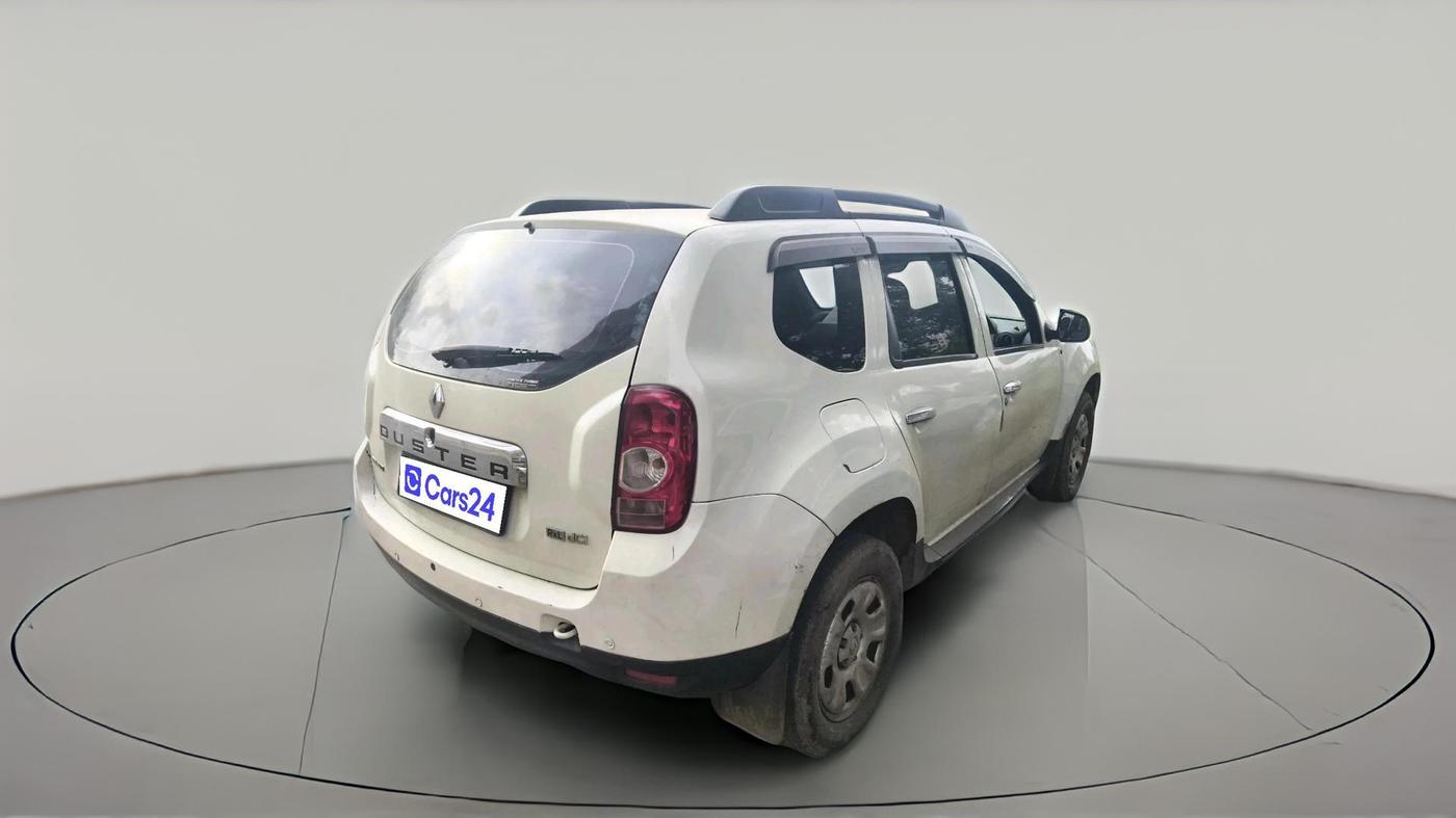 2014 Renault Duster 85 PS RXL DIESEL, Diesel, Manual, 1,19,314 km, exterior