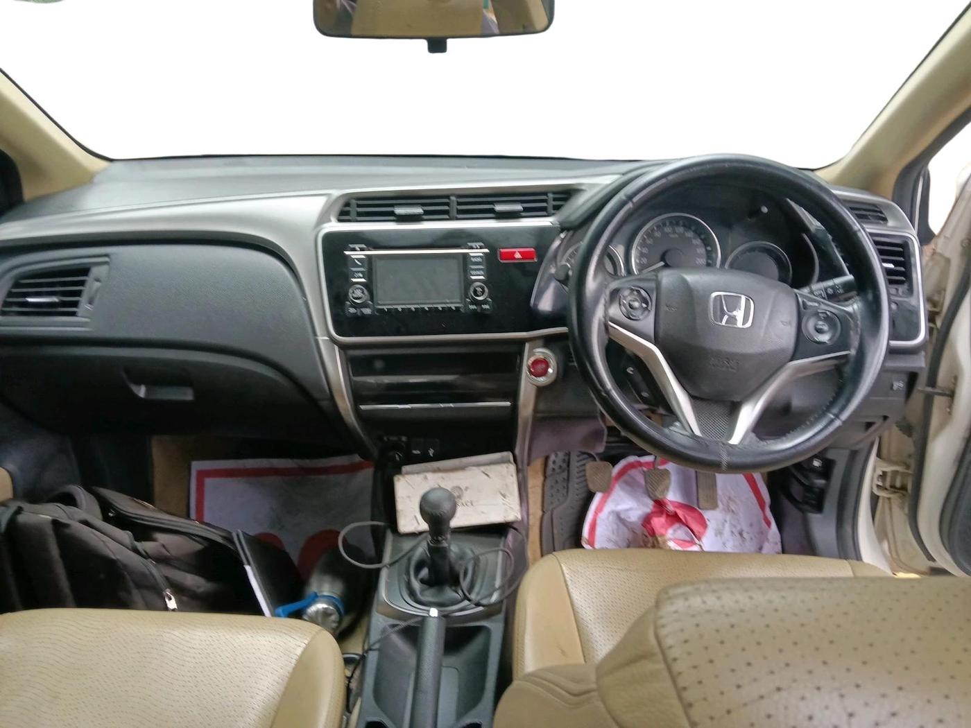 2015 Honda City 1.5L I-VTEC VX, Petrol, Manual, 1,08,707 km, interior