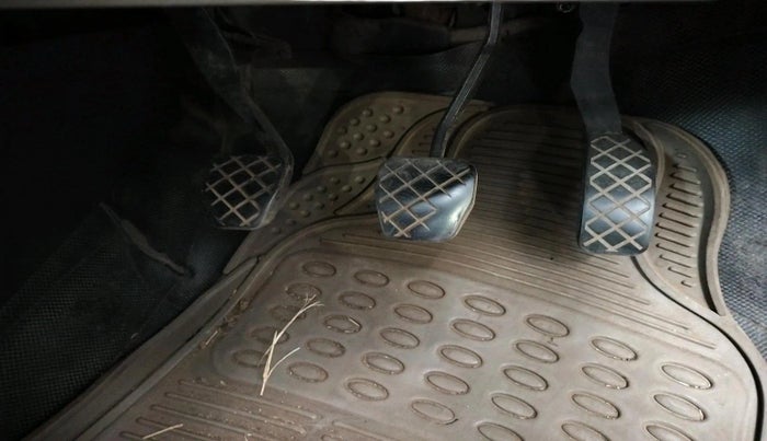 2014 Volkswagen Polo COMFORTLINE 1.2L, Diesel, Manual, 1,28,868 km, interior