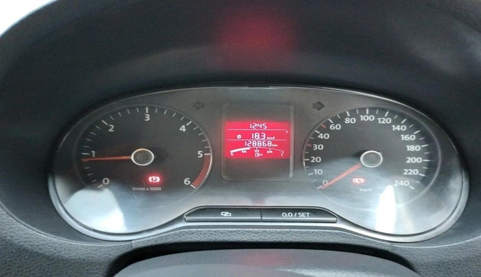 2014 Volkswagen Polo COMFORTLINE 1.2L, Diesel, Manual, 1,28,868 km, interior