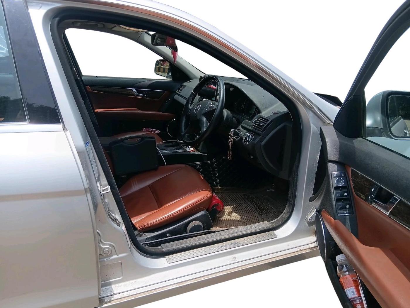 2008 Mercedes Benz C Class 220 CDI ELEGANCE AT, Diesel, Automatic, 1,03,589 km, interior
