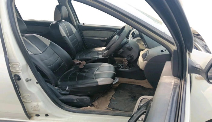 2015 Renault Duster 85 PS RXL DIESEL (OPT), Diesel, Manual, 1,10,894 km, interior