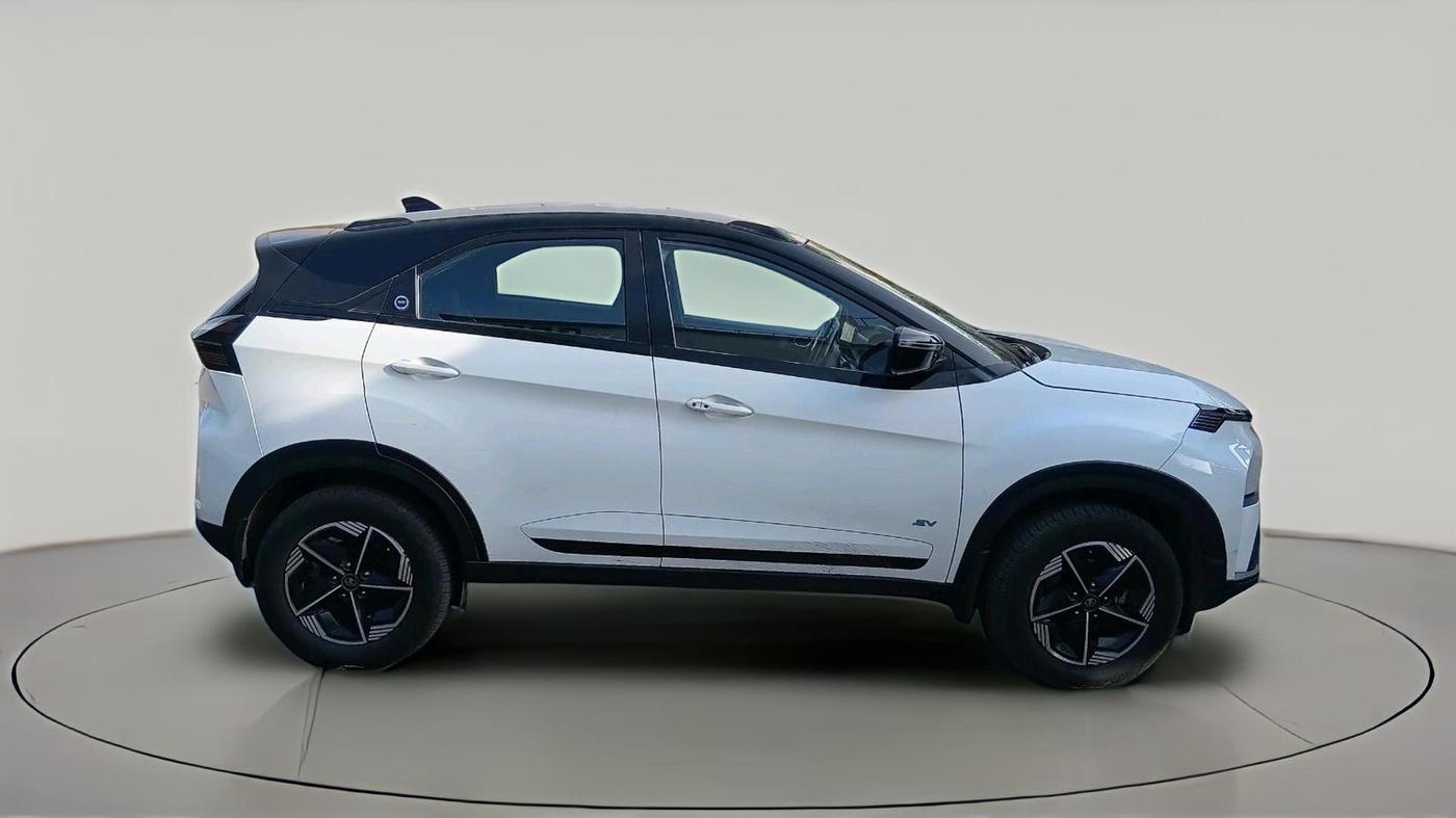 2023 Tata NEXON EV FEARLESS MEDIUM RANGE, Electric, Automatic, 82,766 km, exterior