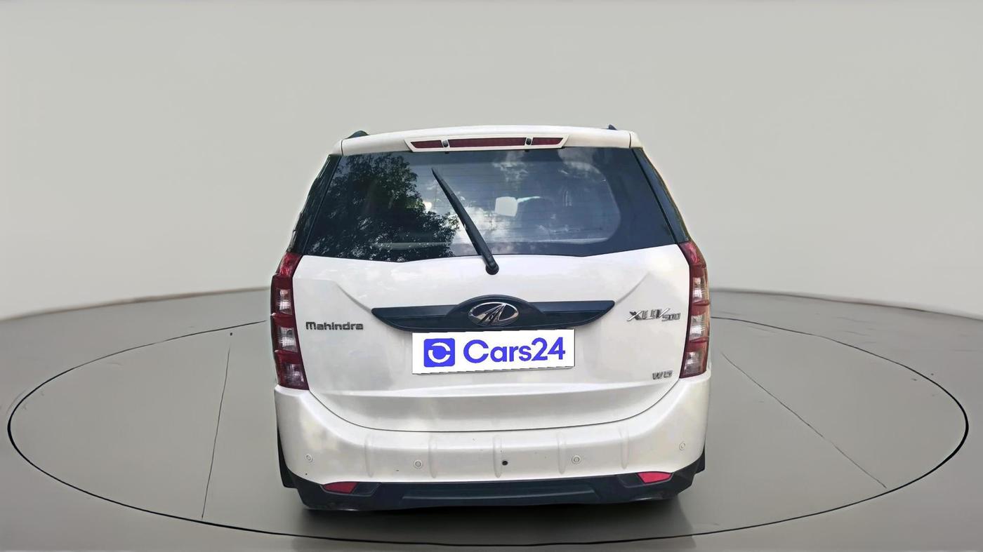 2017 Mahindra XUV500 W6, Diesel, Manual, 92,628 km, exterior