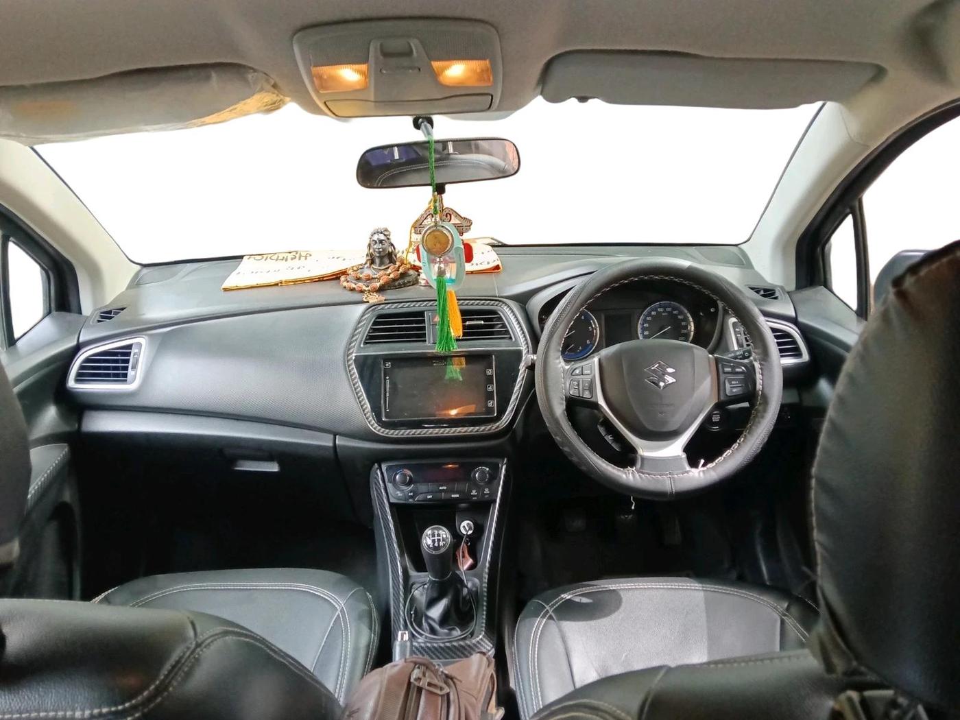 2017 Maruti S Cross ZETA 1.3, Diesel, Manual, 70,338 km, interior