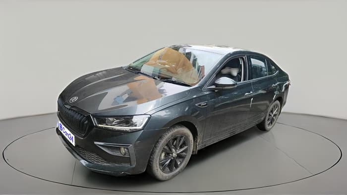 2025 Skoda SLAVIA Sportline 1.0L TSI MT, Petrol, Manual, 19,928 km, exterior