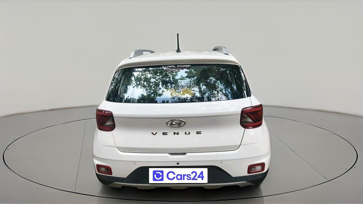 2022 Hyundai VENUE S 1.2, Petrol, Manual, 61,354 km, exterior