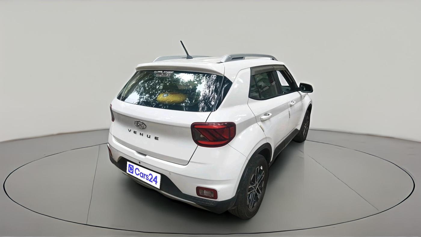 2022 Hyundai VENUE S 1.2, Petrol, Manual, 61,354 km, exterior