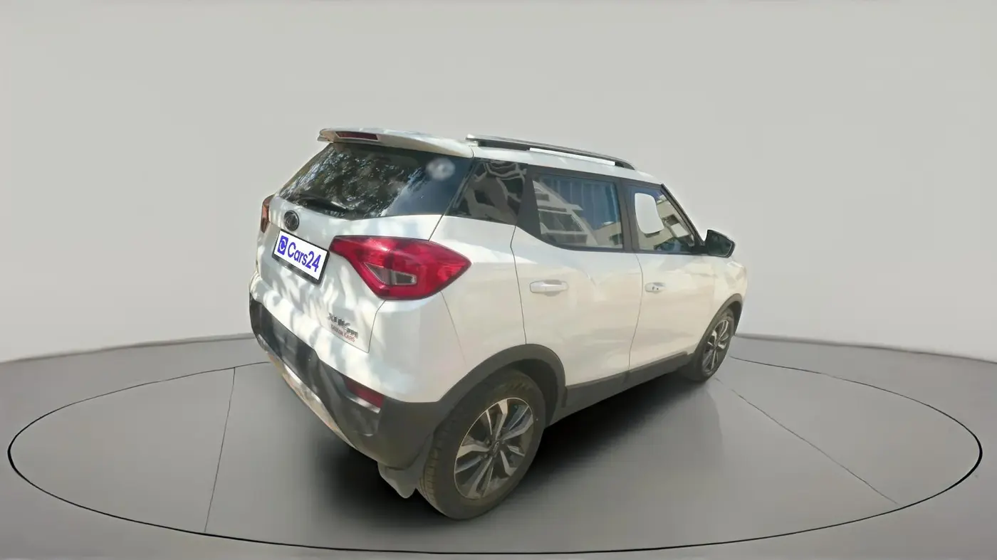 2020 Mahindra XUV300 W8 (O) 1.5 DIESEL, Diesel, Manual, 95,531 km, exterior