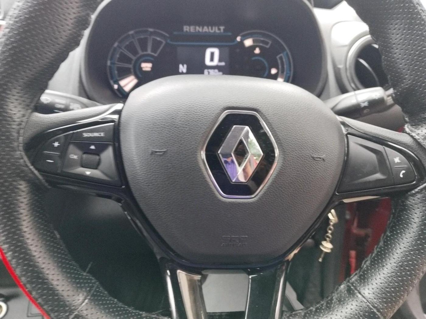 2025 Renault Kwid CLIMBER 1.0 AMT Dual Tone , Petrol, Automatic, 6,760 km, interior