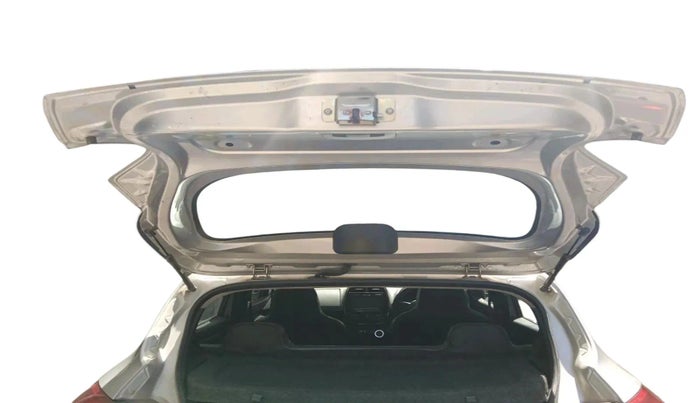 2016 Renault Kwid RXT 1.0 AMT (O), Petrol, Automatic, 1,02,762 km, exterior