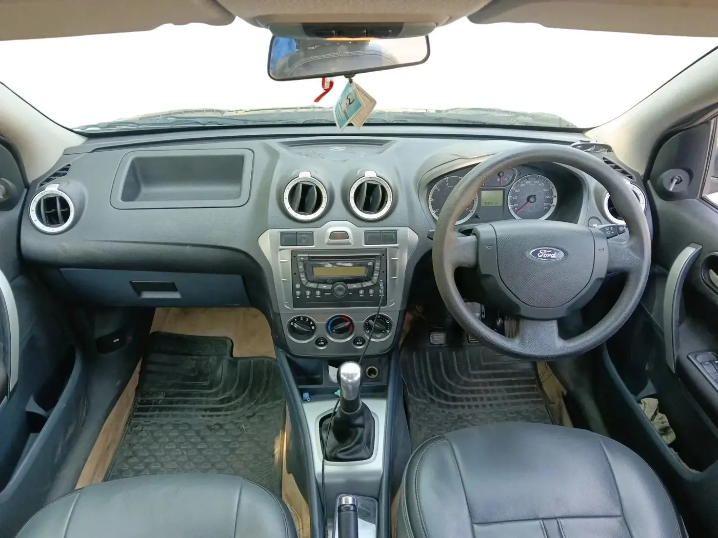 2013 Ford Classic 1.6 DURATEC CLXI, Petrol, Manual, 34,417 km, interior