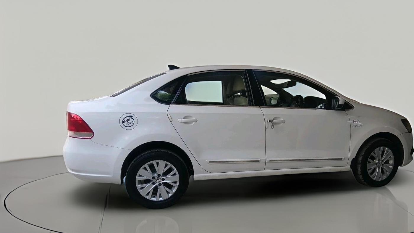 2015 Volkswagen Vento HIGHLINE 1.5 AT, Diesel, Automatic, 1,24,044 km, exterior
