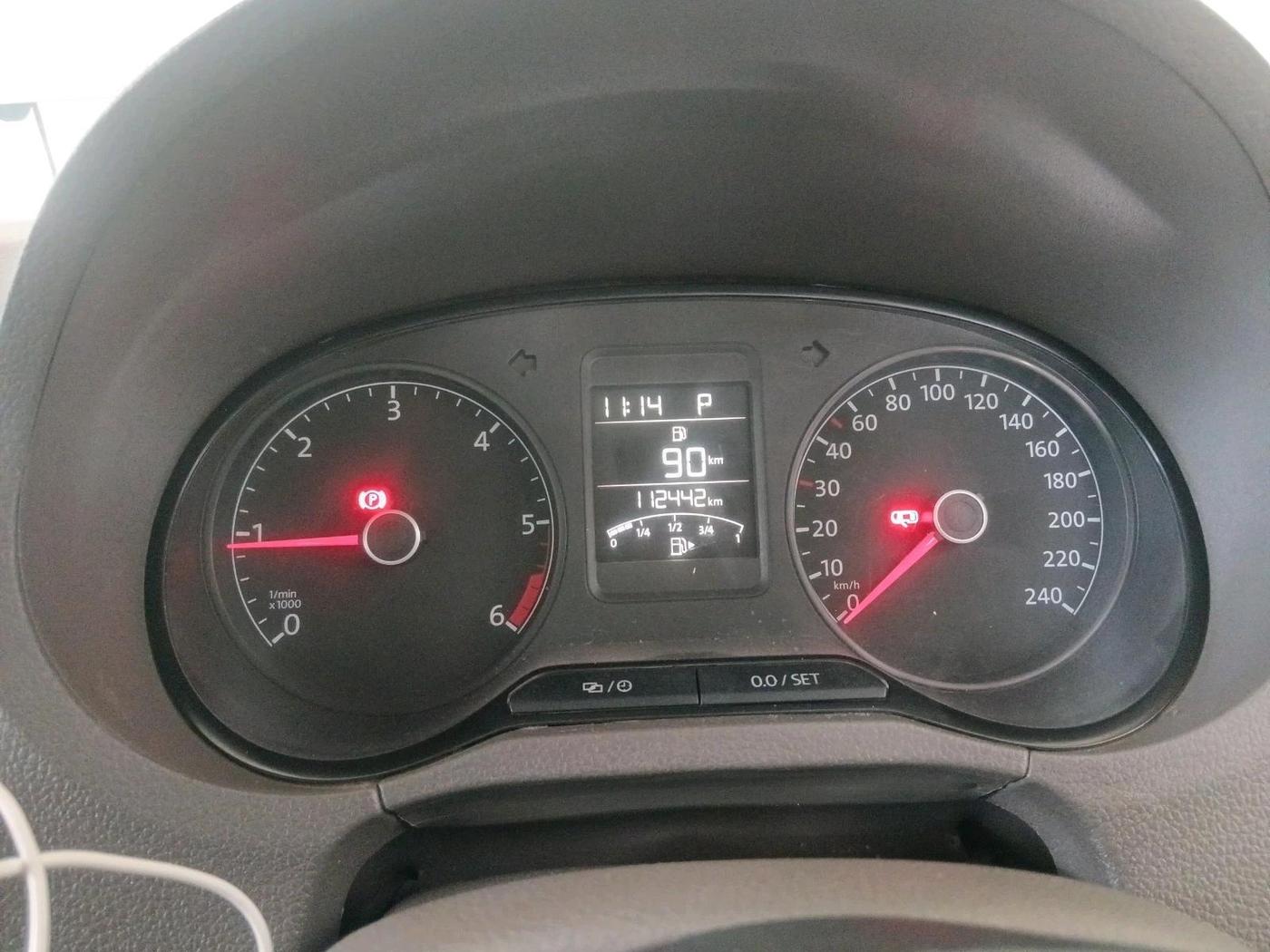 2015 Volkswagen Vento HIGHLINE 1.5 AT, Diesel, Automatic, 1,24,044 km, interior
