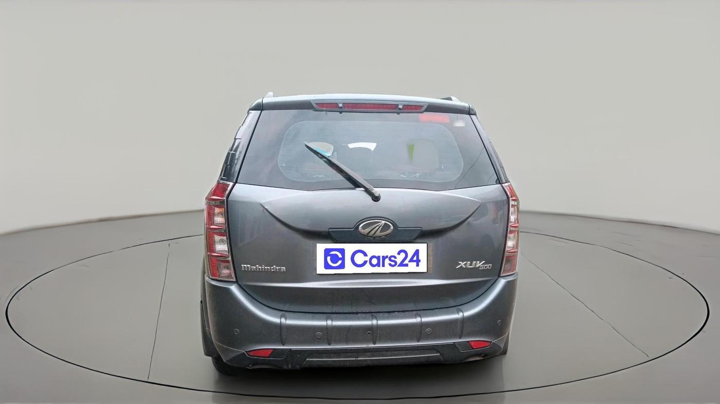 2013 Mahindra XUV500 W8, Diesel, Manual, 1,35,319 km, exterior