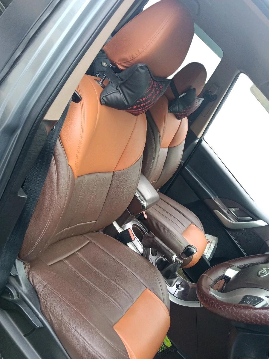 2013 Mahindra XUV500 W8, Diesel, Manual, 1,35,319 km, interior