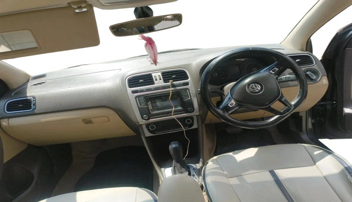 2016 Volkswagen Vento HIGHLINE 1.5 AT, Diesel, Automatic, 1,16,722 km, interior