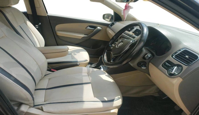 2016 Volkswagen Vento HIGHLINE 1.5 AT, Diesel, Automatic, 1,16,722 km, interior