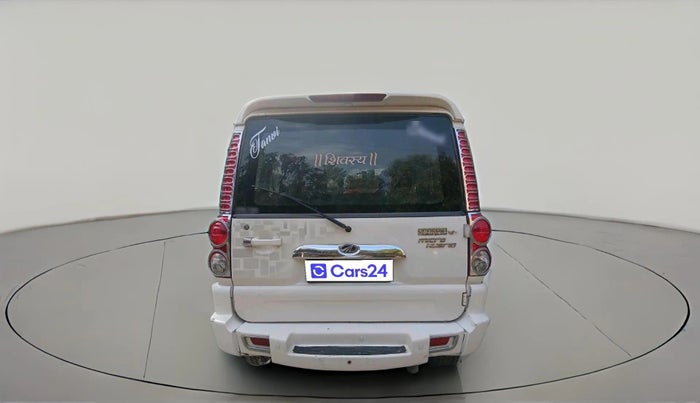 2010 Mahindra Scorpio VLX 2WD AIRBAG BS-III, Diesel, Manual, 1,77,546 km, exterior