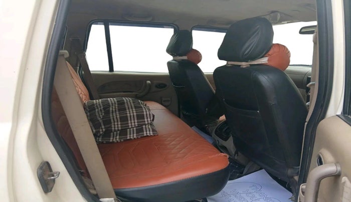 2010 Mahindra Scorpio VLX 2WD AIRBAG BS-III, Diesel, Manual, 1,77,546 km, interior