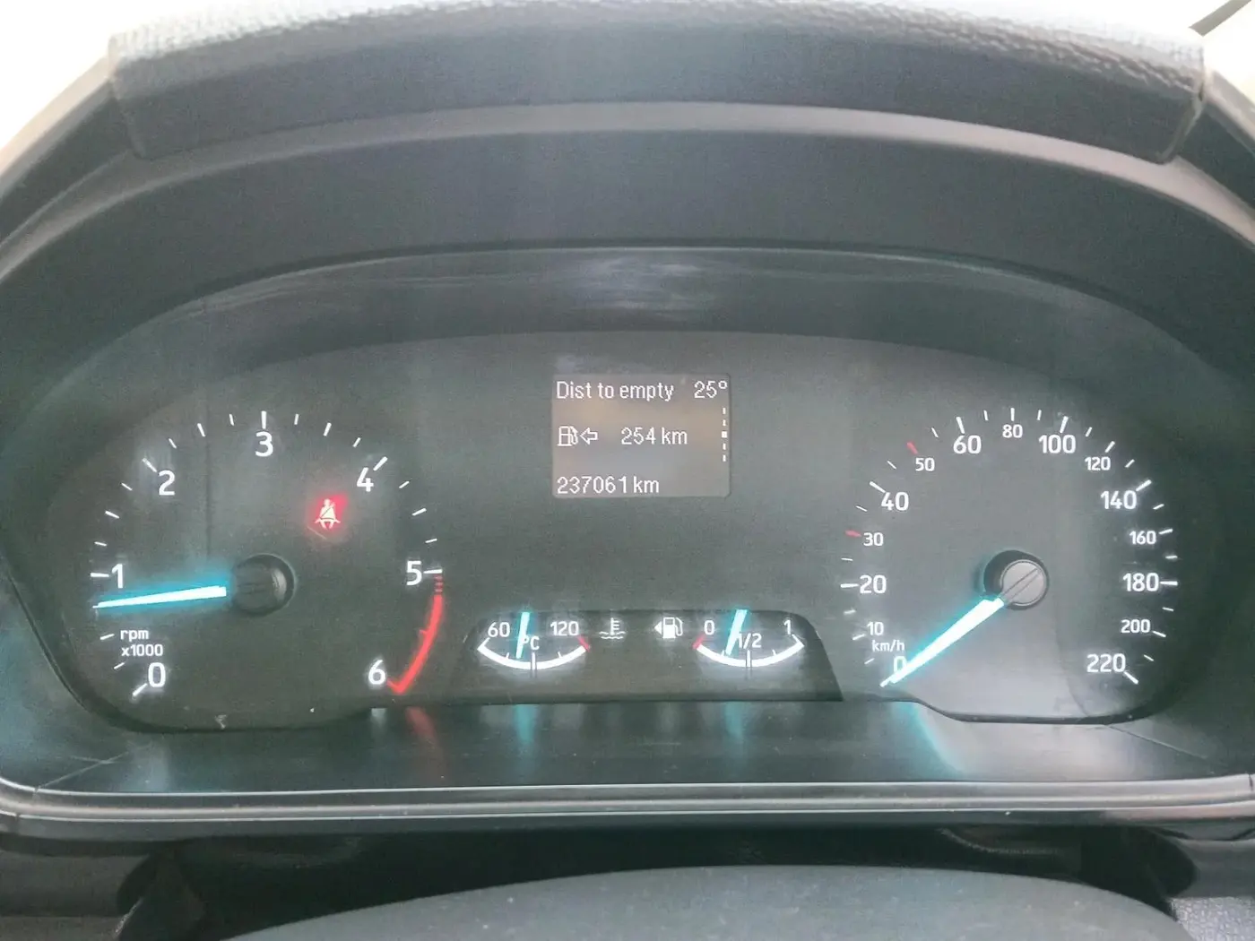 2019 Ford Ecosport TITANIUM 1.5L DIESEL, Diesel, Manual, 2,42,000 km, interior