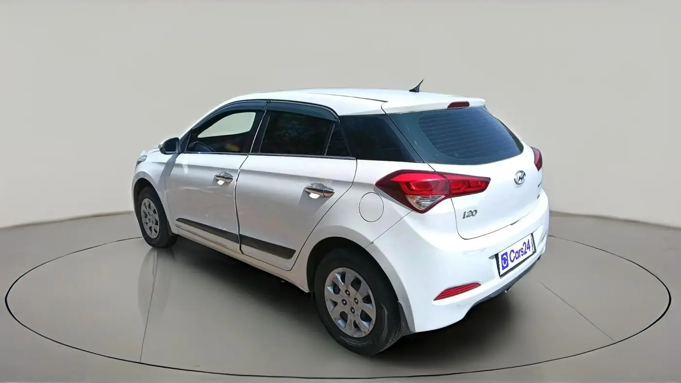 2017 Hyundai Elite i20 SPORTZ 1.4 CRDI, Diesel, Manual, 1,17,302 km, exterior