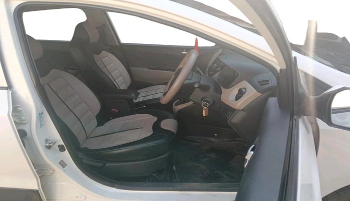 2018 Hyundai Grand i10 SPORTZ U2 1.2 CRDI, Diesel, Manual, 1,05,904 km, interior