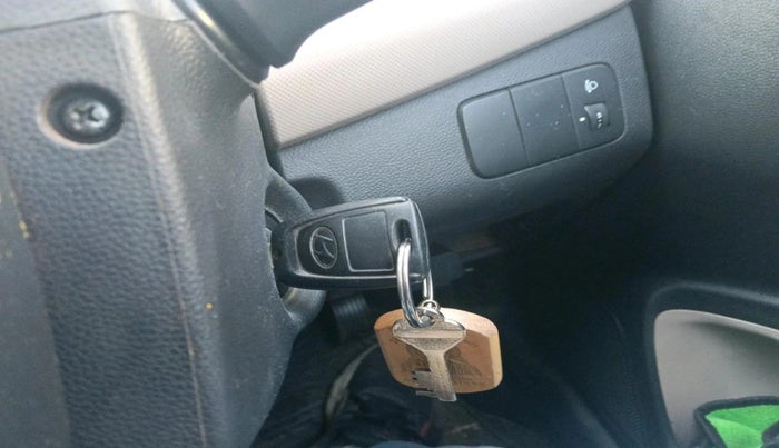 2018 Hyundai Grand i10 SPORTZ U2 1.2 CRDI, Diesel, Manual, 1,05,904 km, interior