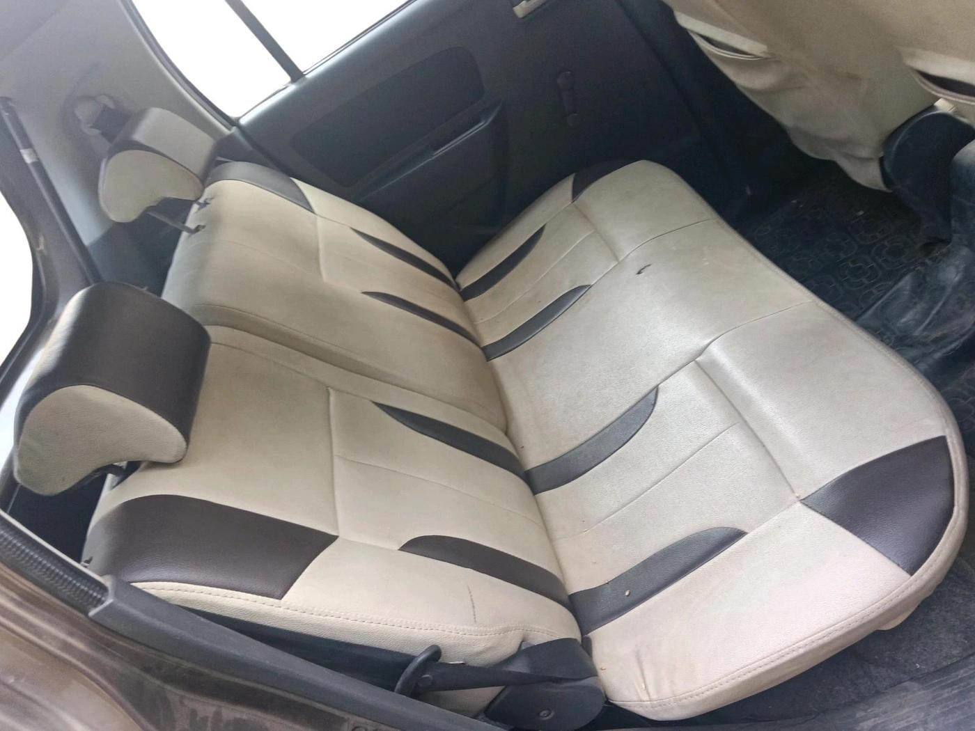 2011 Maruti Wagon R 1.0 LXI, Petrol, Manual, 55,515 km, interior