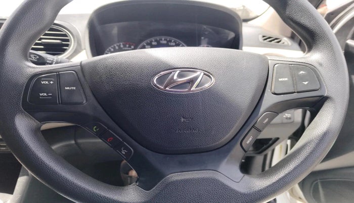 2019 Hyundai Grand i10 SPORTZ AT 1.2 KAPPA VTVT, Petrol, Automatic, 41,371 km, interior