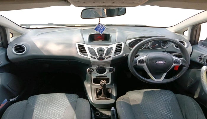 2011 Ford Fiesta TITANIUM DIESEL, Diesel, Manual, 1,10,369 km, interior