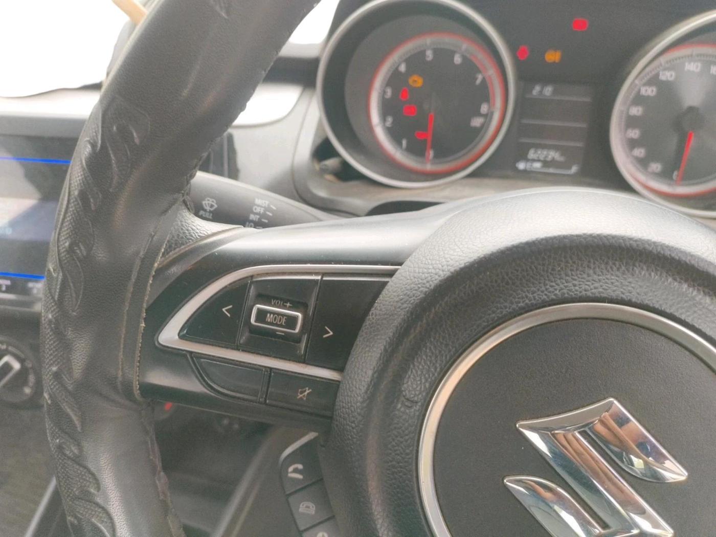 2022 Maruti Swift VXI, Petrol, Manual, 62,234 km, interior