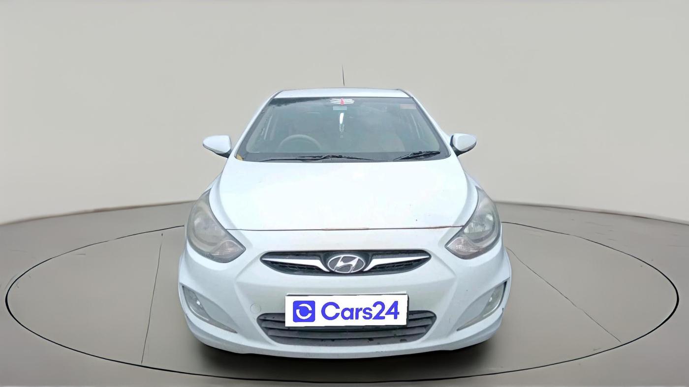 2013 Hyundai Verna FLUIDIC 1.6 CRDI SX, Diesel, Manual, 1,20,815 km, exterior