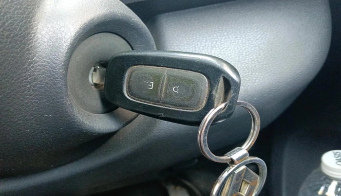 2016 Renault Kwid RXT 0.8, Petrol, Manual, 62,957 km, interior