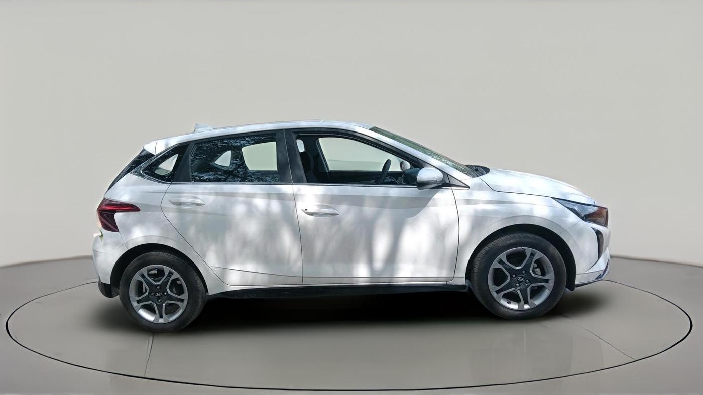 2023 Hyundai NEW I20 SPORTZ 1.2 MT, Petrol, Manual, 6,293 km, exterior