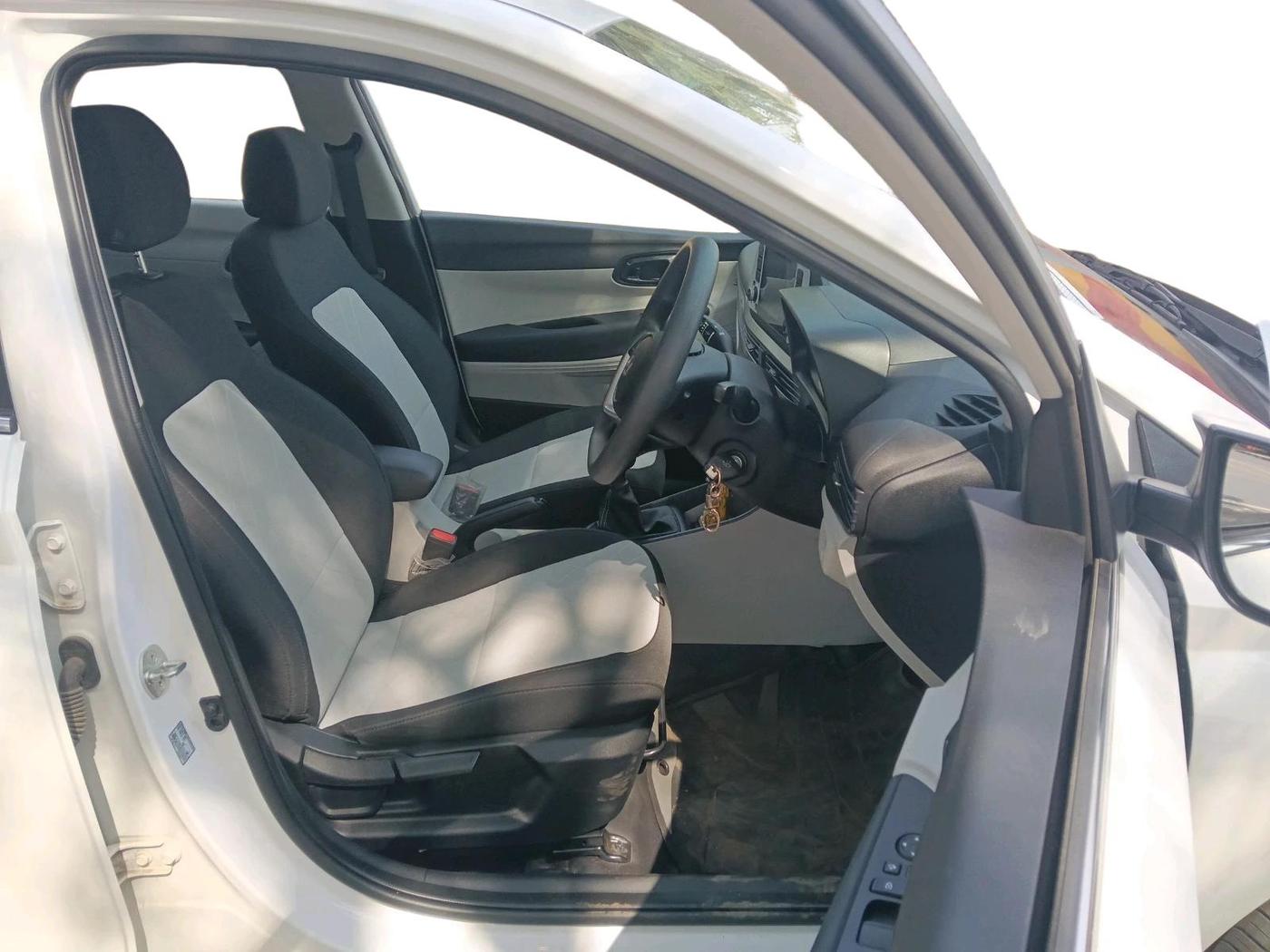 2023 Hyundai NEW I20 SPORTZ 1.2 MT, Petrol, Manual, 6,293 km, interior